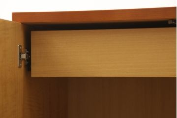 中古　美品　イタリア　giorgio collection(ジョルジオコレクション)　高級感のある佇まいのサイドボード(キャビネット、収納棚、戸棚)(定価約190万円)(R-053306)