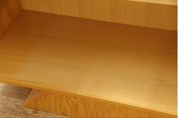 中古　美品　イタリア　giorgio collection(ジョルジオコレクション)　高級感のある佇まいのサイドボード(キャビネット、収納棚、戸棚)(定価約190万円)(R-053306)