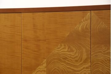 中古　美品　イタリア　giorgio collection(ジョルジオコレクション)　高級感のある佇まいのサイドボード(キャビネット、収納棚、戸棚)(定価約190万円)(R-053306)