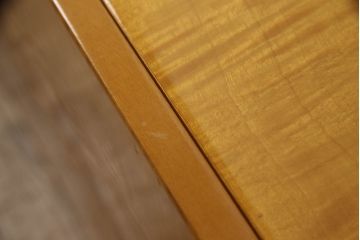 中古　美品　イタリア　giorgio collection(ジョルジオコレクション)　高級感のある佇まいのチェスト2台セット(サイドボード、引き出し)(定価約150万円)(R-053307)