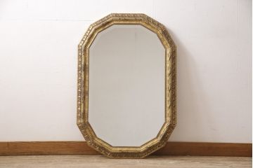 中古　美品　ぐるりと施された装飾が美しいアンティーク風ミラー(鏡)(R-053312)