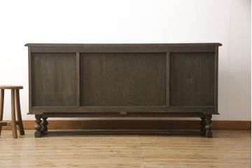 中古　永田良介商店　クラシカルな佇まいのサイドボード(収納棚、戸棚、キャビネット)(定価約90万円)(R-053318)