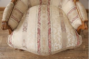 中古　美品　DREXEL HERITAGE(ドレクセルヘリテイジ)　 Upholstery(アップホルスタリー)　エレガントな佇まいのラウンジチェア(一人掛けソファ、1P、アームソファ)(定価約59万円)(R-053324)