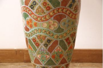 中古　海外輸入家具　民芸家具　パキスタン製　エスニックな色づかいが空間をお洒落に演出する特大のキャメルランプ(フロアスタンド、フロアライト、照明)(R-053326)