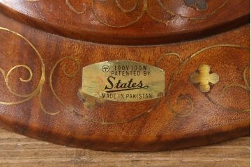 中古　海外輸入家具　民芸家具　パキスタン製　エスニックな色づかいが空間をお洒落に演出する特大のキャメルランプ(フロアスタンド、フロアライト、照明)(R-053326)