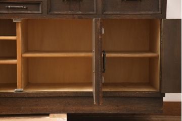 和製ビンテージ　永田良介商店　希少品!凝ったつくりがワンランク上の空間づくりをかなえるキャビネット(食器棚、収納棚、飾り棚、ヴィンテージ)(定価約180万円)(R-053330)