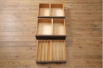 和製ビンテージ　永田良介商店　希少品!凝ったつくりがワンランク上の空間づくりをかなえるキャビネット(食器棚、収納棚、飾り棚、ヴィンテージ)(定価約180万円)(R-053330)