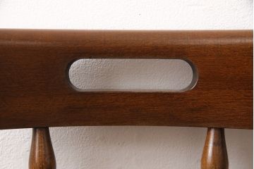 ビンテージ家具　飛騨産業　穂高シリーズ　キツツキマーク　木のぬくもりを感じるアームチェア2脚セット(キャプテンチェア、椅子、板座チェア、ヴィンテージ)(R-053336)