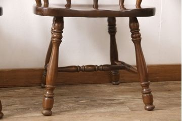 ビンテージ家具　飛騨産業　穂高シリーズ　キツツキマーク　木のぬくもりを感じるアームチェア2脚セット(キャプテンチェア、椅子、板座チェア、ヴィンテージ)(R-053336)