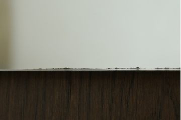 中古　永田良介商店　欧風のデザインが魅力的なワードローブ(衣装箪笥、引き出し、洋服タンス)(R-053340)