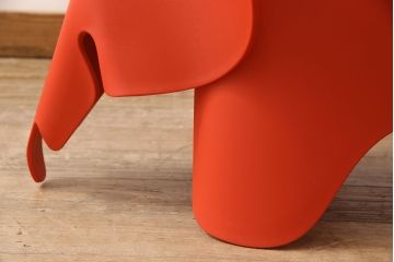 中古　美品　vitra(ヴィトラ)　イームズエレファント(Eames Elephant)　かわいらしいフォルムが目を引くスツール(椅子、チェア)(R-053341)