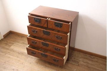 中古　美品　岩谷堂箪笥　くっきりとした杢目が上質な雰囲気を醸し出す整理箪笥(和タンス、衣装箪笥、引き出し、チェスト)(R-053343)