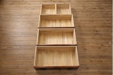 中古　美品　岩谷堂箪笥　くっきりとした杢目が上質な雰囲気を醸し出す整理箪笥(和タンス、衣装箪笥、引き出し、チェスト)(R-053343)