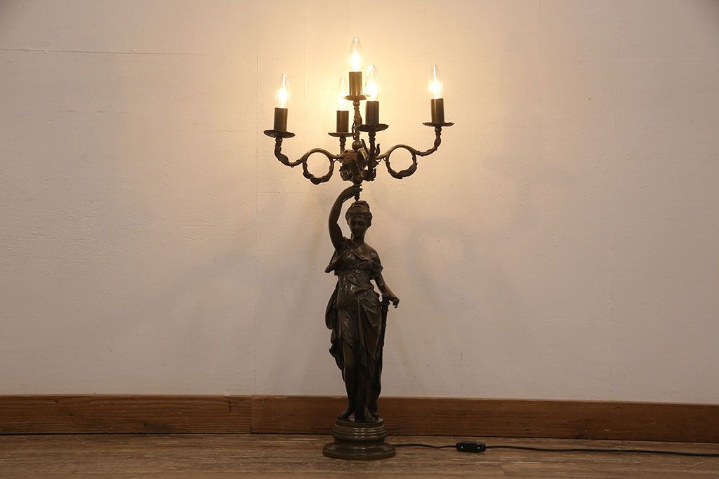 フランスビンテージ　神聖な雰囲気を漂わせるブロンズ像ランプ(西洋アンティーク照明、フロアスタンド、ヴィンテージ)(R-053345)