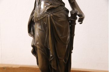 フランスビンテージ　神聖な雰囲気を漂わせるブロンズ像ランプ(西洋アンティーク照明、フロアスタンド、ヴィンテージ)(R-053345)