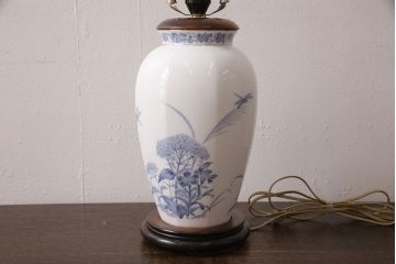 中古　大倉陶園　気品ある佇まいが魅力的なランプスタンド(テーブルスタンド、卓上照明)(R-053346)