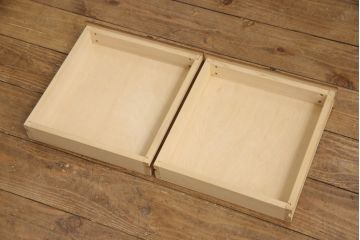 中古　カリモク家具(karimoku)　ネオクラシック　優美なシルエットが気品あるコンソールテーブル(サイドテーブル、飾り台、花台)(R-053347)