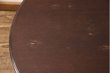 イギリスビンテージ　オーク材　クラシカルなデザインが美しいコーヒーテーブル(ローテーブル、ラウンドテーブル、丸テーブル、カフェテーブル、ヴィンテージ)(R-053349)