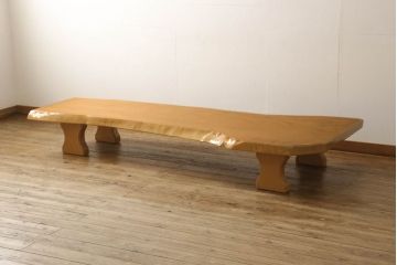 中古　美品　楓(カエデ)一枚板　特大サイズが目を引く座卓(ローテーブル)(R-053353)