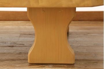 中古　美品　楓(カエデ)一枚板　特大サイズが目を引く座卓(ローテーブル)(R-053353)