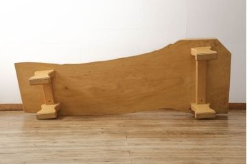 中古　美品　楓(カエデ)一枚板　特大サイズが目を引く座卓(ローテーブル)(R-053353)