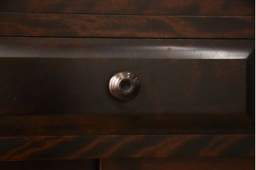 中古　北海道民芸家具　和洋どちらの空間にも馴染むシックなカップボード(キャビネット、食器棚、収納棚、戸棚)(R-053354)
