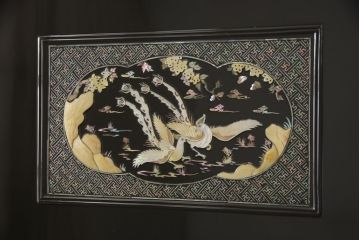 中古　美品　希少!　豪華絢爛な装飾が存在感を放つ螺鈿細工のワードローブ(定価約180万円)(洋服タンス、衣装タンス)(R-053358)