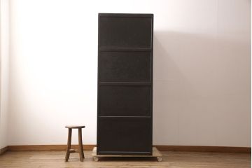 中古　最高級品　希少!　豪華絢爛な装飾が存在感を放つ螺鈿細工のワードローブ(定価約100万円)(衣装タンス、収納棚、洋服タンス)(R-053360)
