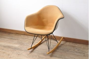 希少!　アメリカビンテージ　Hermanmiller(ハーマンミラー)　イームズシェルアームチェア　ロッカーベース　アップホルスター(ファブリック仕様)(ロッキングチェア、椅子、ヴィンテージ)(R-053364)