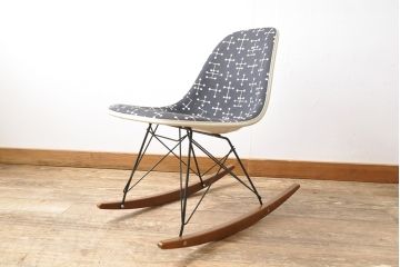 希少!　アメリカビンテージ　Hermanmiller(ハーマンミラー)　イームズシェルチェア　ロッカーベース　アップホルスター(ロッキングチェア、椅子、ヴィンテージ)(R-053365)