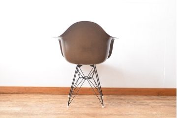 希少!　アメリカビンテージ　Hermanmiller(ハーマンミラー)　イームズファイバーグラスシェルアームチェア(椅子、ヴィンテージ)(R-053367)