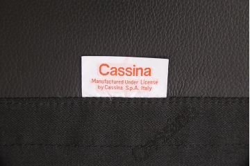 中古　超美品　Cassina(カッシーナ)　MARALUNGA(マラルンガ)　F1ランク革　ブラックカラーが高級感を高めるオットマン(フットスツール、椅子、スツール)(R-053371)