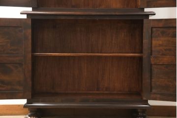 中古　松本民芸家具　特注品!ボールフット　洗練された佇まいが上品な食器棚(収納棚、戸棚、本箱、キャビネット)(R-053374)
