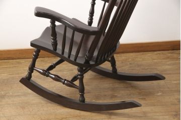 中古　美品　九州民芸家具　ゆったりとしたくつろぎの時間におすすめなロッキングチェア(アームチェア、椅子、板座チェア)(R-053379)