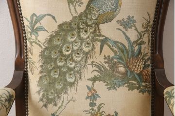 イタリアビンテージ　絶版品　イタリア高級家具　SELVA(セルバ)社製　オリエンタルな雰囲気が魅力の希少なラウンジアームチェア(椅子、ヴィンテージ)(R-053380)