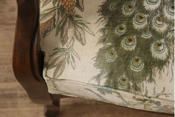 イタリアビンテージ　絶版品　イタリア高級家具　SELVA(セルバ)社製　オリエンタルな雰囲気が魅力の希少なラウンジアームチェア(椅子、ヴィンテージ)(R-053380)