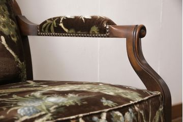 イタリアビンテージ　絶版品　イタリア高級家具　SELVA(セルバ)社製　オリエンタルな雰囲気が魅力の希少なラウンジアームチェア(椅子、ヴィンテージ)(R-053381)