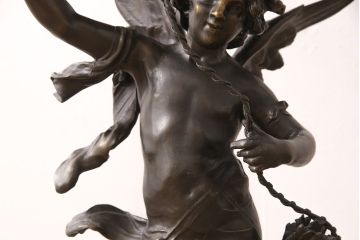 中古　アンティーク風　ステンドグラスがおしゃれ!ドラゴンフライの個性的なデザインが目を引くフロアスタンド(スタンドライト、照明)(R-053385)