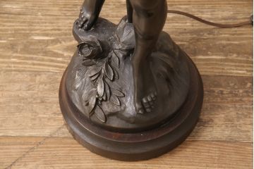 中古　アンティーク風　ステンドグラスがおしゃれ!ドラゴンフライの個性的なデザインが目を引くフロアスタンド(スタンドライト、照明)(R-053385)