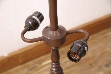 中古　アンティーク風　ステンドグラスが美しく、幻想的な空間を演出する六角形のフロアスタンド(スタンドライト、照明)(R-053386)