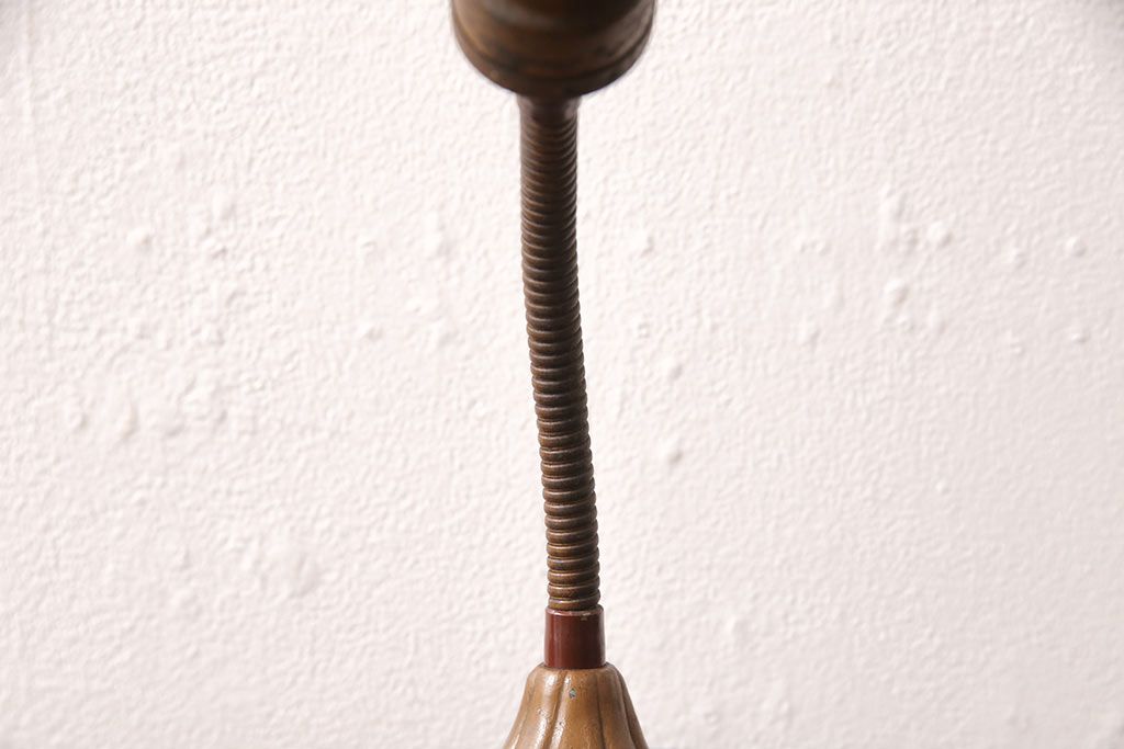 アンティーク照明　昭和初期　台座のデザインがおしゃれ!使い込まれた風合いが味わい深いデスクスタンド(スタンドライト、卓上照明)(R-053387)