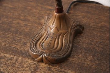 アンティーク照明　昭和初期　台座のデザインがおしゃれ!使い込まれた風合いが味わい深いデスクスタンド(スタンドライト、卓上照明)(R-053387)