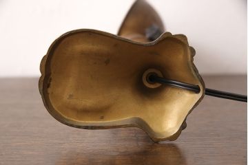 アンティーク照明　昭和初期　台座のデザインがおしゃれ!使い込まれた風合いが味わい深いデスクスタンド(スタンドライト、卓上照明)(R-053387)