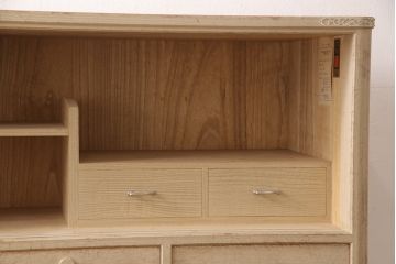 中古　リメイク　伝統工芸士・中沢和夫作　一峰　上品な和を演出する細やかな金具が魅力的な加茂桐箪笥・上段(胴丸、桐たんす、衣装箪笥、和タンス、洋服タンス)(R-053390)