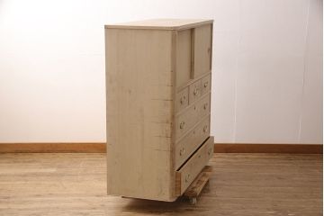中古　リメイク　伝統工芸士・中沢和夫作　一峰　上品な和を演出する細やかな金具が魅力的な加茂桐箪笥・上段(胴丸、桐たんす、衣装箪笥、和タンス、洋服タンス)(R-053390)