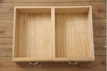 中古　リメイク　伝統工芸士・中沢和夫作　一峰　上品な和を演出する細やかな金具が魅力的な加茂桐箪笥・上段(胴丸、桐たんす、衣装箪笥、和タンス、洋服タンス)(R-053390)