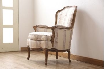 中古　美品　DREXEL HERITAGE(ドレクセルヘリテイジ)　 Upholstery(アップホルスタリー)　気品ある佇まいが高級感溢れるラウンジチェア(一人掛けソファ、1P、アームソファ)(定価約59万円)(R-053394)