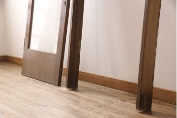 和製アンティーク　昭和中期　ノスタルジックな雰囲気漂う枠付きアーチドア(ガラス扉、建具)(R-053399)