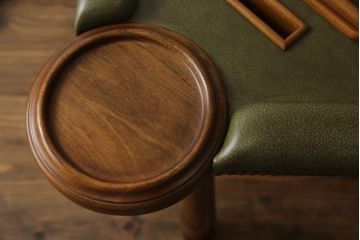 新古品　展示品　超美品!　バロッサバレンティ(VARO,S.A. VALENTI)　本革　ディスプレイとしてもおすすめのレザートップゲームテーブル(机、在宅ワーク、在宅用デスク)(定価約80万円)(R-053404)