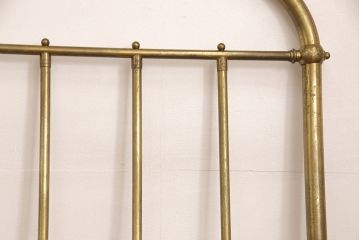 イギリスアンティーク　華やかな空間を演出してくれる真鍮製ベッドフレーム(シングルサイズ)(R-053405)